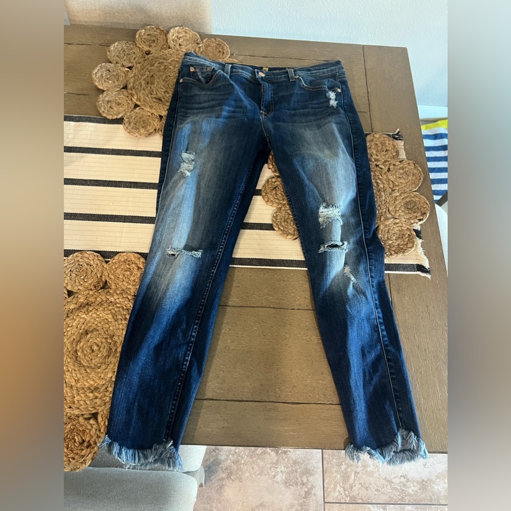 Seven FAM jeans